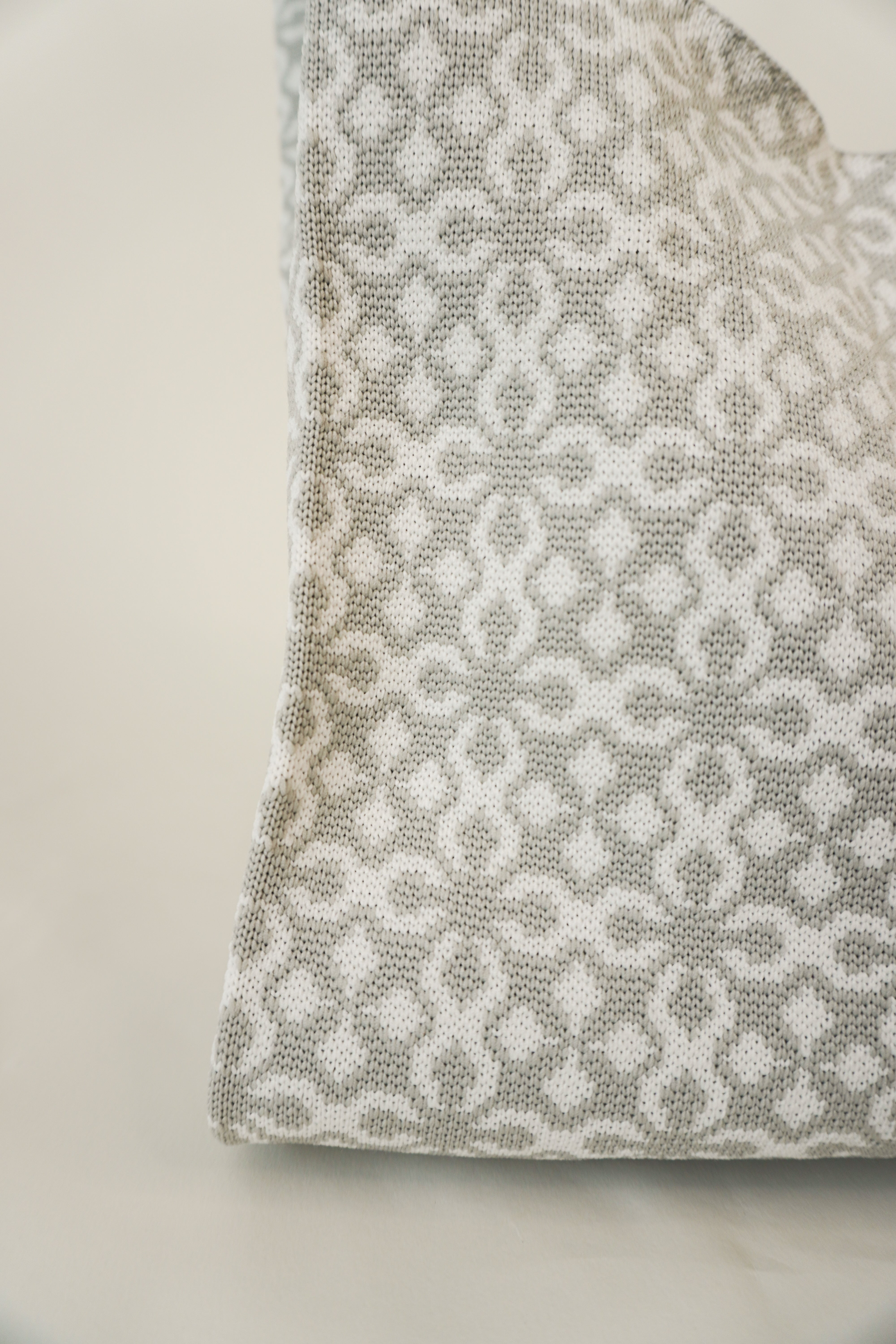 Grey Solitaire Handbag