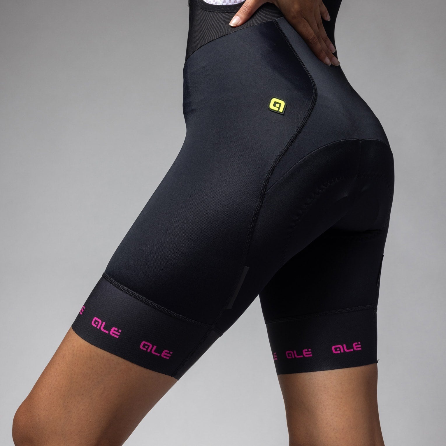 Women's Strada 2.0 Bib Shorts