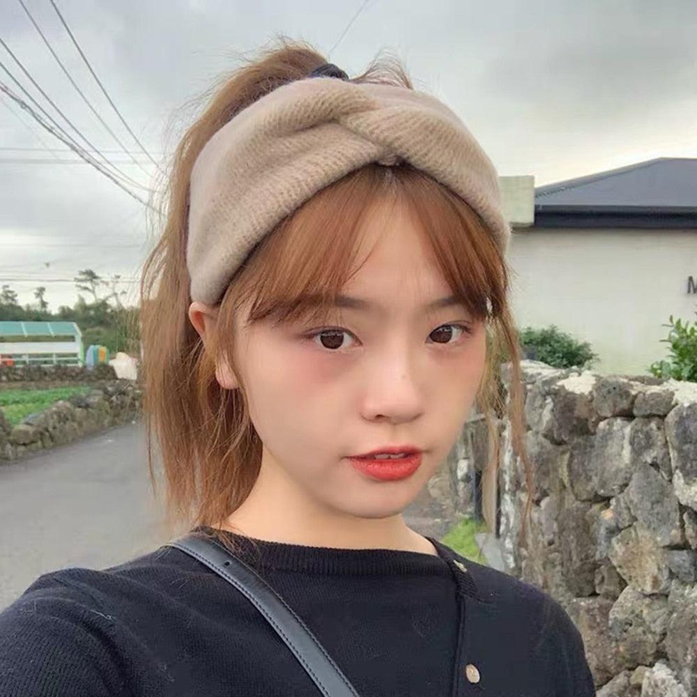 Luxury Fashion Winter Soft Solid Color Elastic Elegant Wide Knitting Cross Lightweight Headband Yoga Turban Bandage Bandanas Hair Bands For Women