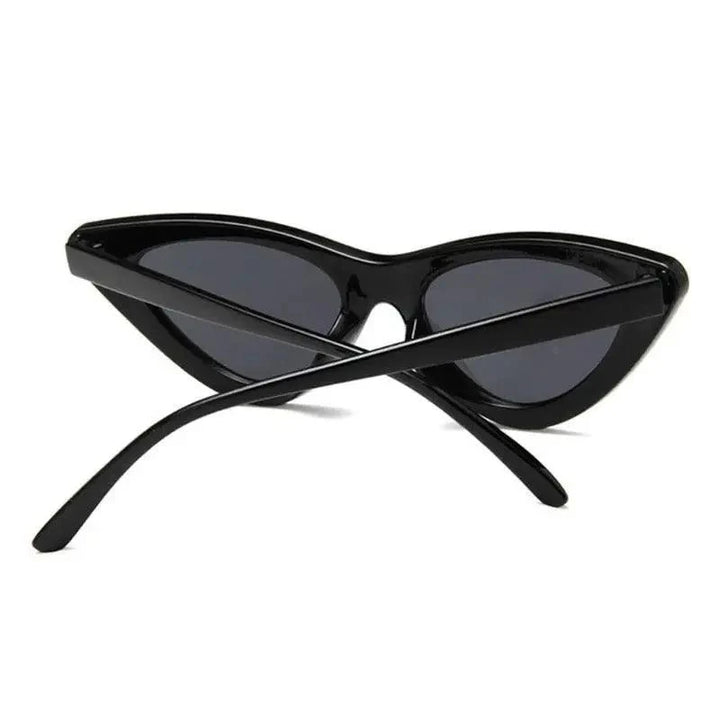 Modern Vintage Cateye Sunglasses Cool Women Retro Small Cat Eye Sun Glasses Elegant Designer Colorful Eyewear For Female Polarised Cat Eye Sunglasses for Women, 100% UV Protection Retro Narrow Pointy Cateye Womens Sunglasses