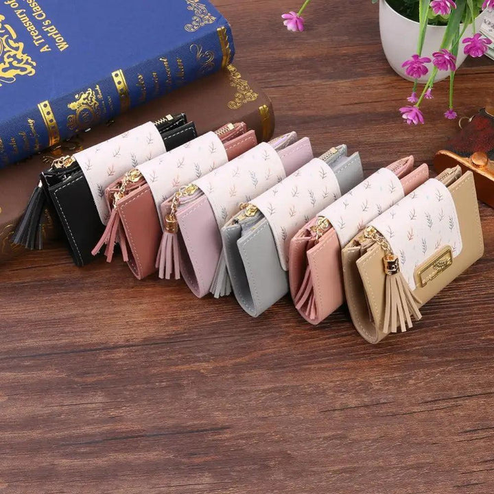 Women Pink PU Leather Short Wallet Trendy New Fashion  Vintage Mini Purses Cute Feather Design Wallets